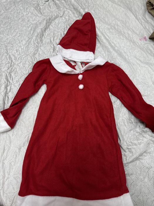 Продам костюм Санты для девочки