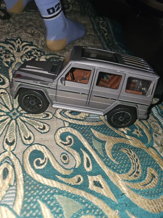 Игрушка, машинка гелик