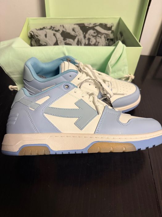 Off-white Out of the office Light Blue 44Eu