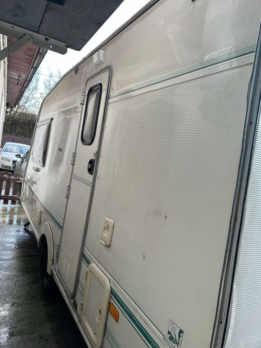 Vând rulotă KNOWEPAEK  inmatriculată