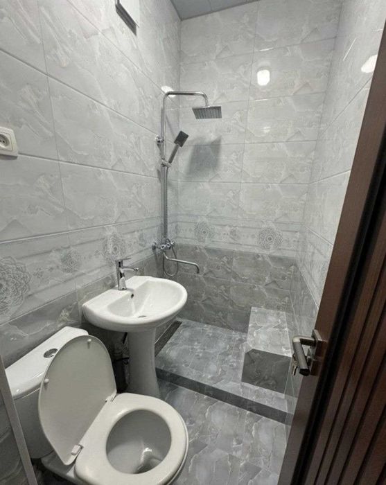 Юнусабад 4, 1*2/4/4 Срочная продажа заезжай и живи! 63,000