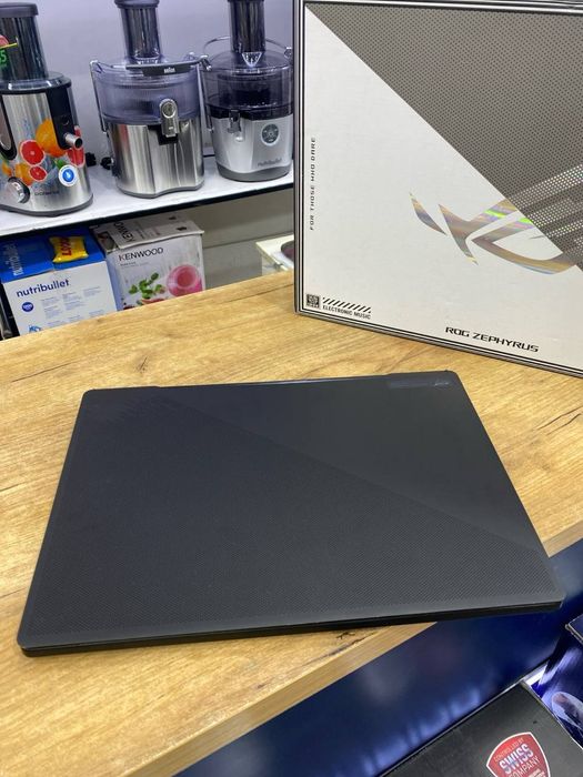 ASUS ROG Zephyrus M16 (GU604V)