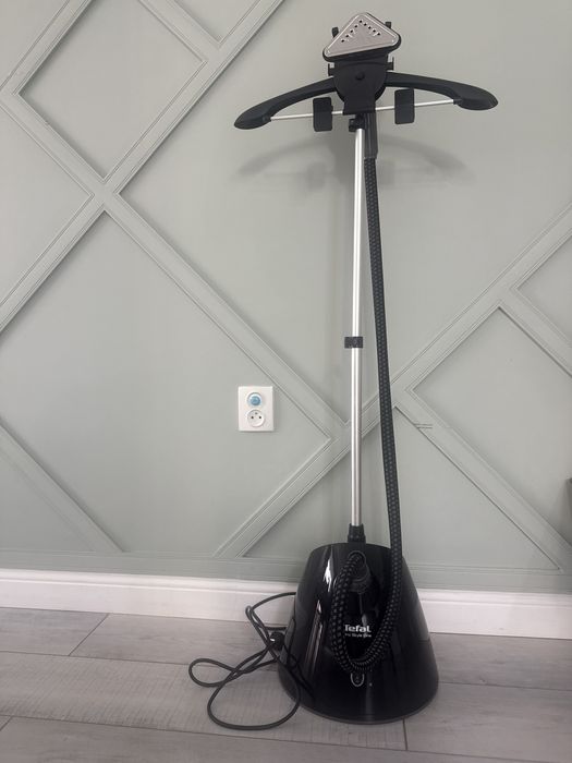 Продам Tefal отпариватель напольный в отличном состоянии