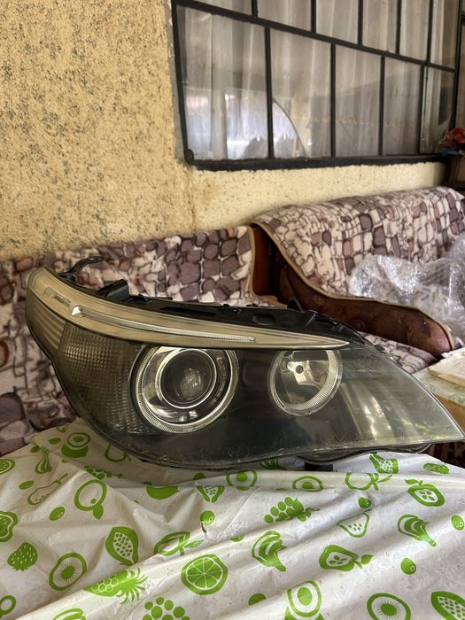 Десен фар за BMW E60