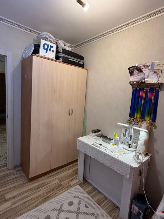 Продам квартиру, 4-х комнатную
