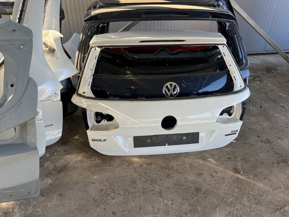 2 броя багажна врата VW Golf 7 (2012-2020)