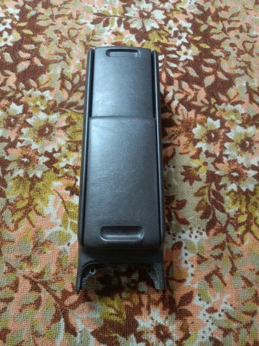 Подлокотник Тойота Марк 2