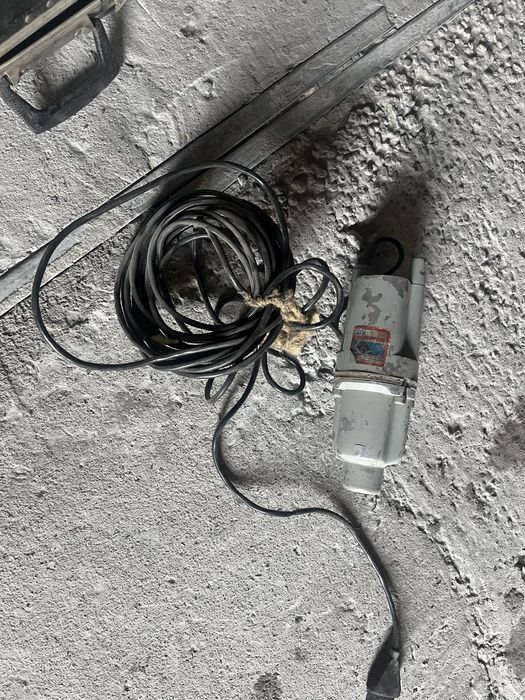 Водяной насос (виброционый)