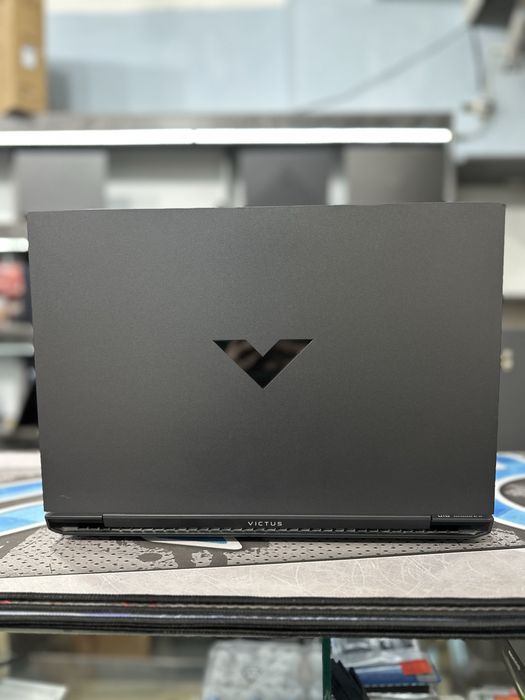 Мощный игравой ноутбук HP Victus amd ryzen 5-5600H