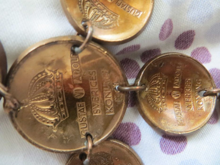 Бижута от естествени материали