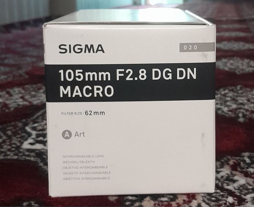 Sigma 105mm f2.8 DG DN macro sotiladi