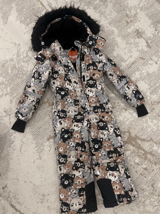 Зимний комбинезон на девочку