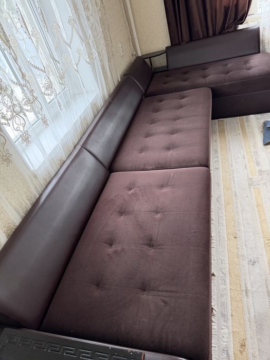 Диван сатылады срочно