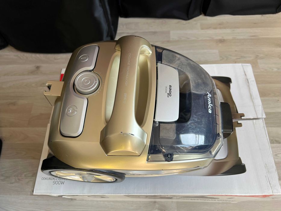 Прахосмукачка AMICA BAGIO ECO VM3045 златна