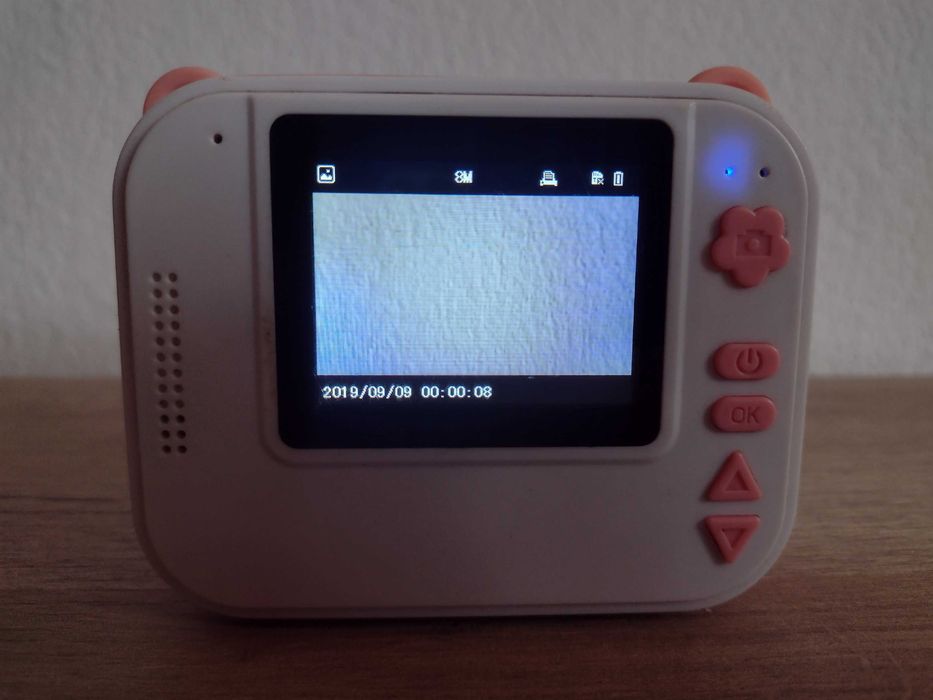 8mpx Камера за моментни снимки - чернобяла