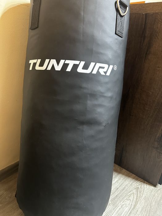 Боксова круша Tunturi 35 кг + стойка за стена