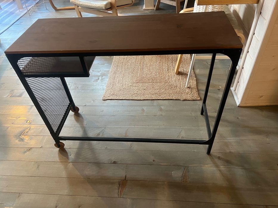 Birou Ikea Fjalbo