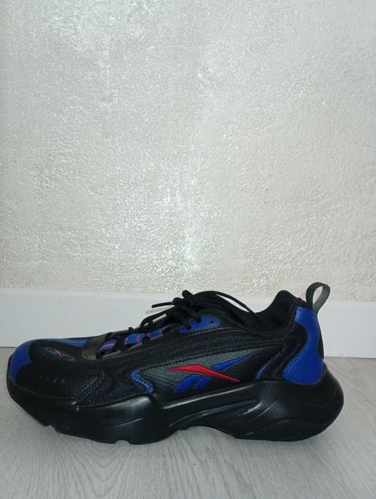 Reebok Vector Runner