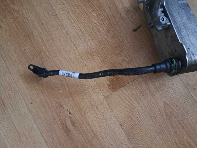 Termoflot / Răcitor ulei cutie viteze ieșire servodirecție BMW 17218570062 B58 B57 Mahle