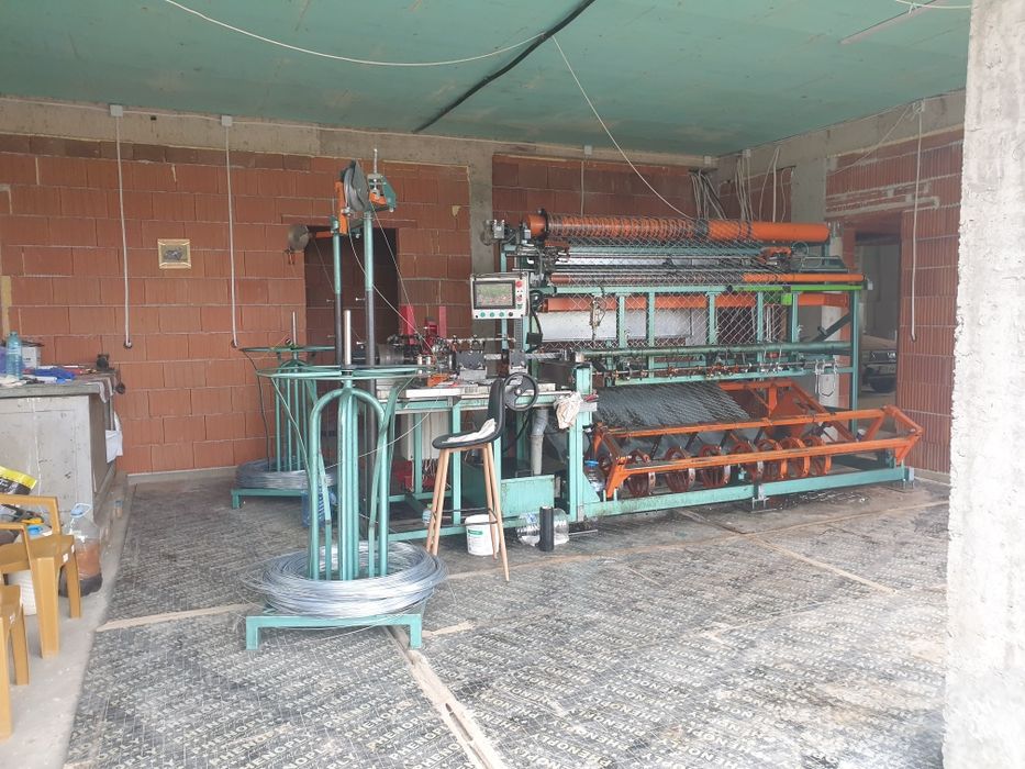 Машина за плетене на оградна мрежа