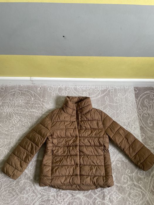Продам куртку от бренда mango