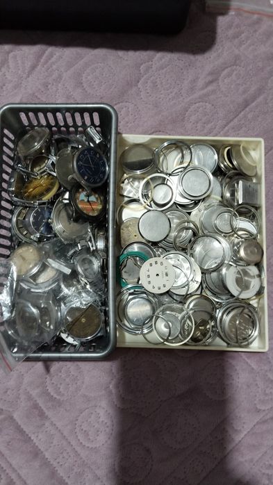 Продам часы разные