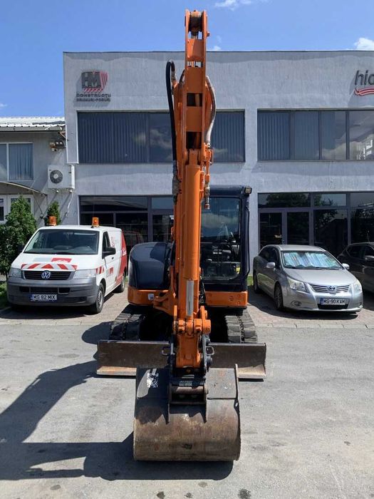 Excavator pe Senile Cauciuc 6 tone Hitachi Zaxis Anul fabricatiei 2012