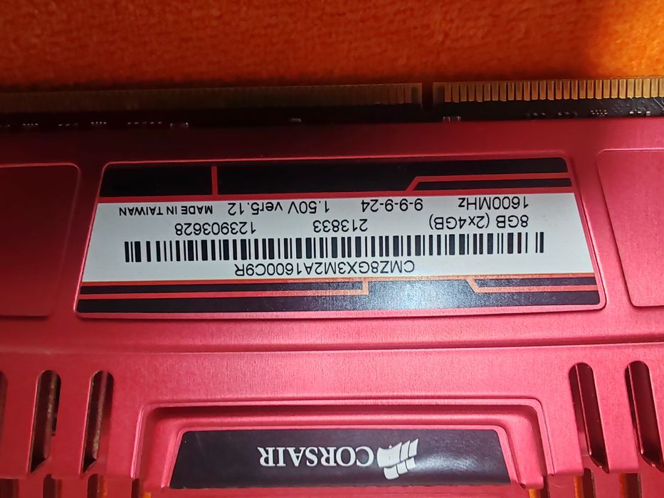 Memorie ram corsair ddr3 8 gb 1600mhz