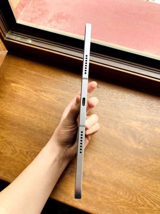 iPad pro 11 M2 Sim+Wi-Fi Sotladi