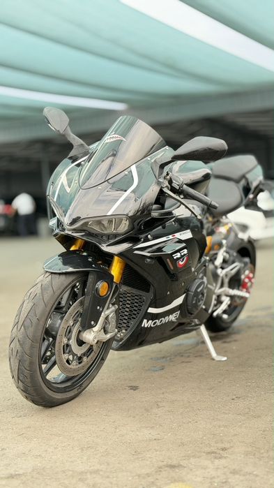 Modiwei 800RR sotiladi