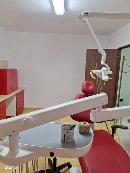 Vand apartament doua camere pe strada Horea,fost cabinet stomatologic — fotografia 1