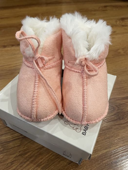 Обувчици Benetton