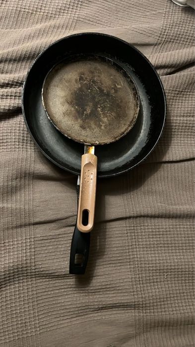 Сковорода и блинница в одни руки