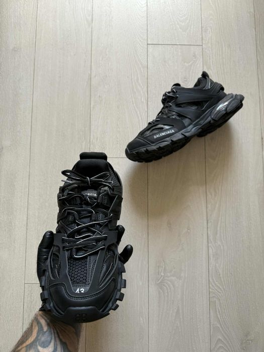 Vand Balenciaga Track fara led