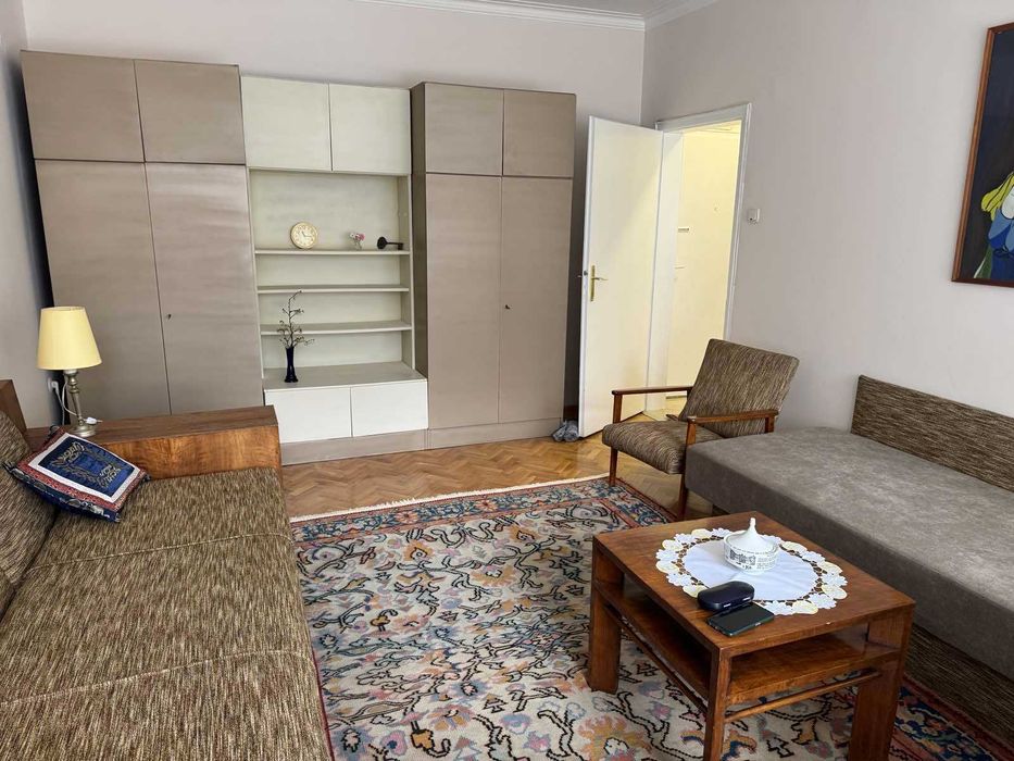 Дава се под наем Едностаен апартамент в София, Център - 48 кв.м за 548.25 € - Снимка #1