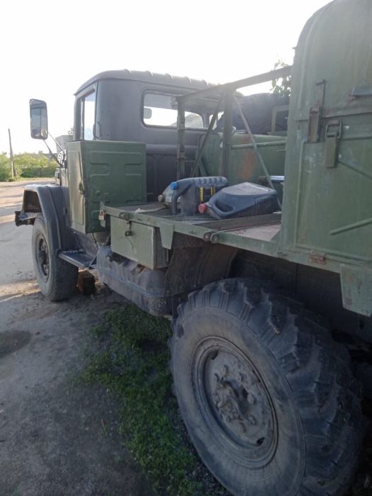 Продам Зил с буровой установкой