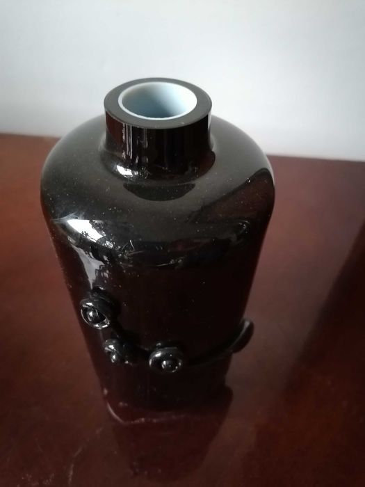 Цветни стъклени вази