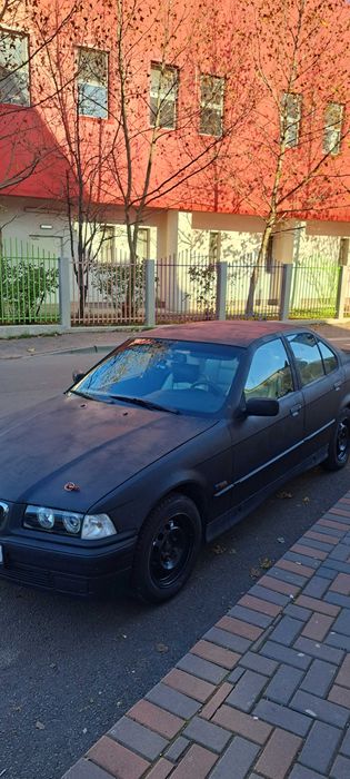 Bmw e36 vand sau schimb