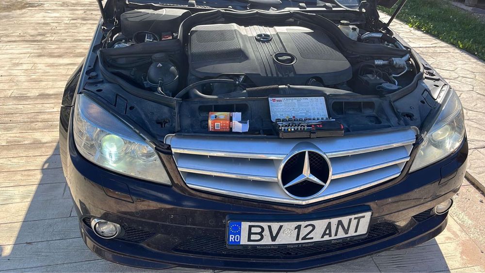 Vând / Schimb  cu 4x4 automat. Mercedes C220