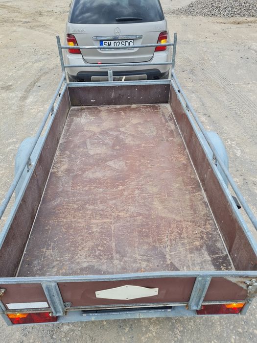 Remorca Auto Saris ( fabricatie olandeza ) 1200 kg / 1.2 t