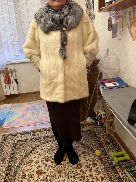Продаю шубу норковую