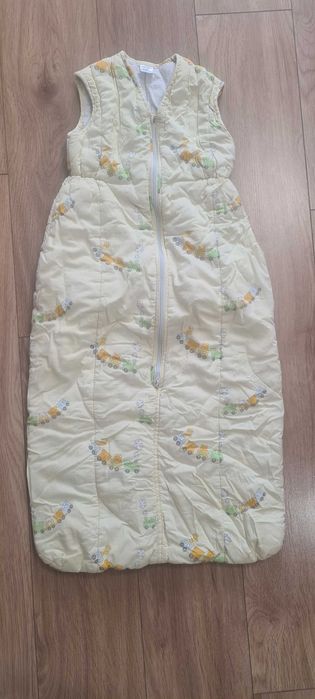 Продавам бебешки  спални чували размер 110 и 90