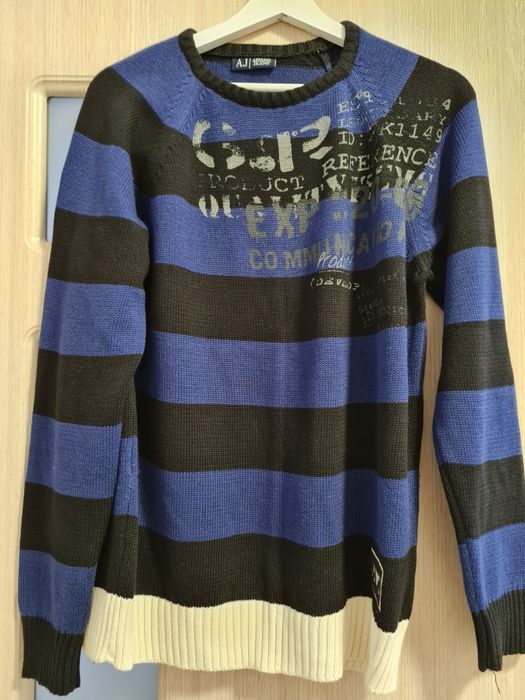 Pulovere Armani Jeans 200 lei bucata