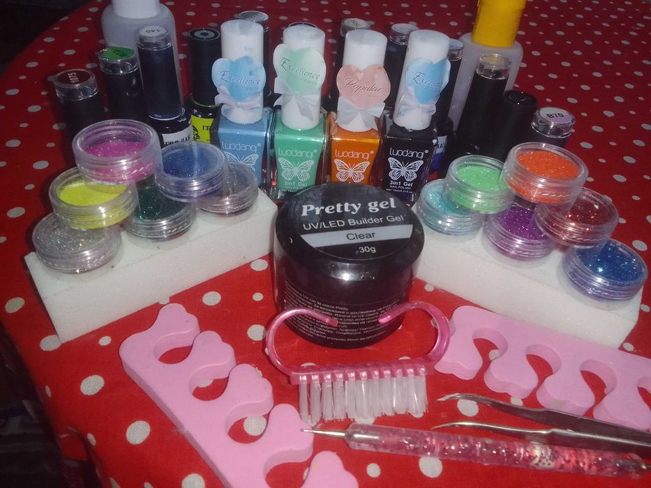 Комплект за изграждане на гел лак за нокти