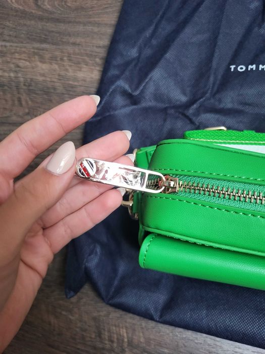 Дамска чанта Tommy Hilfiger