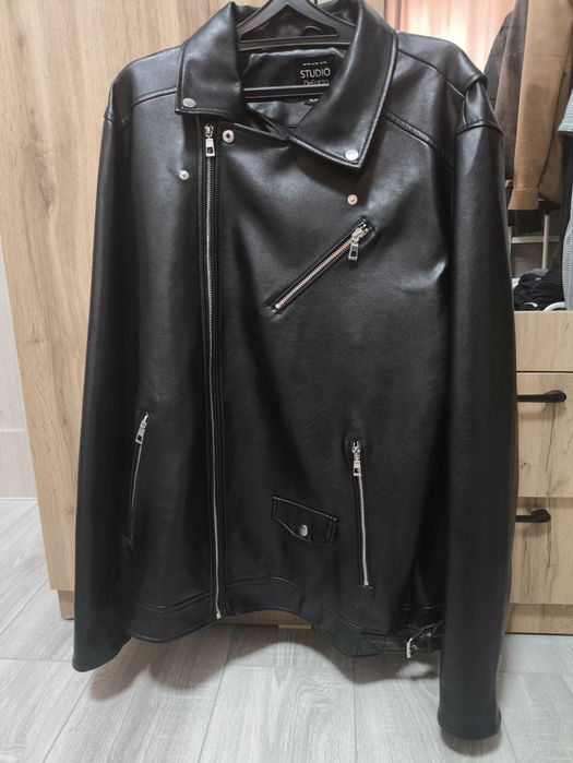 Продам кожанную куртку