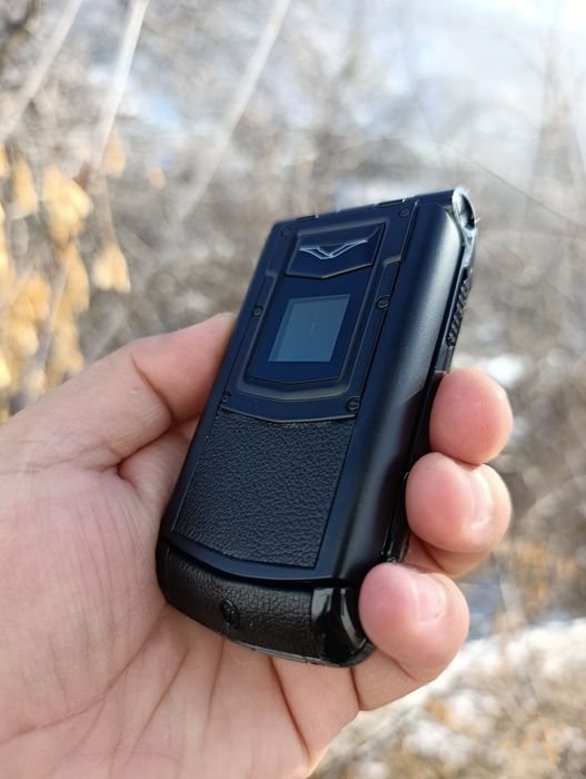Vertu Ayxta Верту открывашка