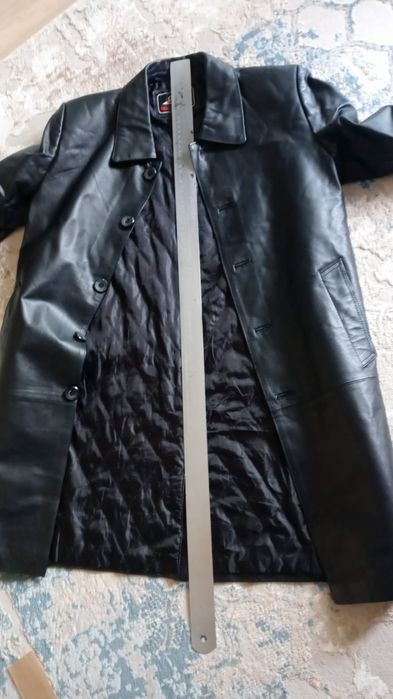 Куртка кожаная черная