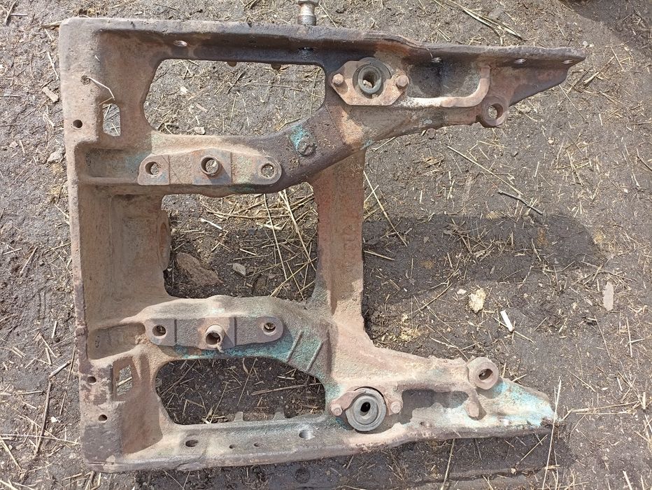 Рама брус, кронштейн, рычаг