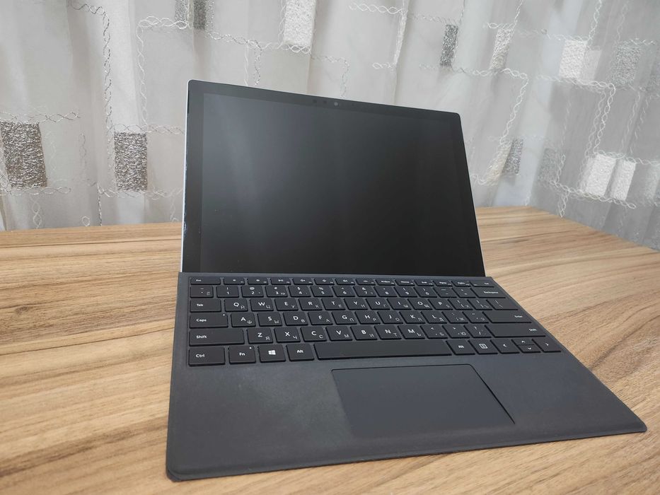 Microsoft Surface Pro 6
